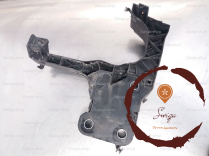 Tole porte phare g - RENAULT - 8200137495