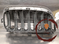 Grille calandre g - B.M.W. - 51133402909