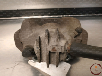 Etrier de frein AVD - CITROEN - 4400V8