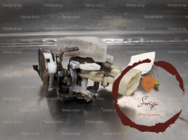 Serrure porte battante AR - TOYOTA - 6911052110