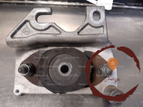 Support boite de vitesse - RENAULT - 102202735156