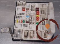 Platine fusible AV - RENAULT