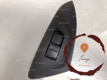 Commande leve-glace porte AVD - TOYOTA - 848100D030