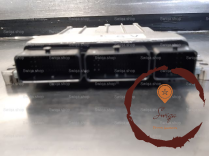 Calculateur moteur - RENAULT - 132103119943
