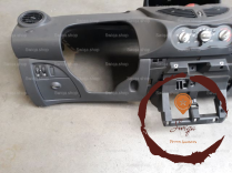 Planche de bord - RENAULT - 681008224R