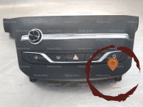 Bouton de warning - PEUGEOT