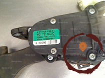 Pedale accelerateur - VOLKSWAGEN - 132106000806