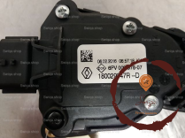 Pedale accelerateur - RENAULT - 132116102424