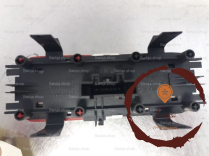 Bouton de warning - RENAULT - 8200107808