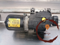 Moteur essuie-glace AV - RENAULT - 812104698751