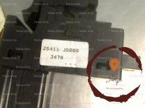 Commande leve-glace porte AVD - NISSAN - 527108167055