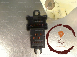 Commande leve-glace porte AVD - NISSAN - 527108167055