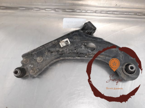Triangle inf AVG - PEUGEOT - 9807914280
