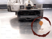 Moteur essuie-glace AV - FORD - 1066232