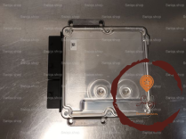Calculateur moteur - RENAULT - 132103120505