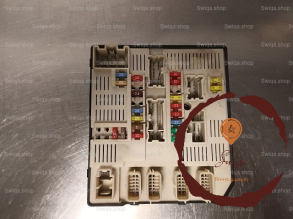 Platine fusible AV - RENAULT