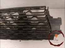Grille pare-choc AV - DACIA