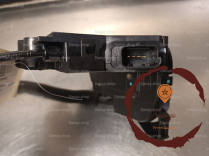 Serrure porte AVD - RENAULT