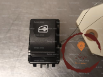 Commande leve-glace porte AVD - RENAULT