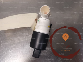 Pompe lave-glace AV - RENAULT