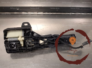 Poignee ext porte AVD - RENAULT