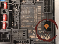 Platine fusible AV - RENAULT