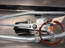 Moteur essuie-glace AV - RENAULT