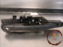 Poignee ext porte AVG - RENAULT