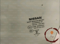Glace porte AV g - NISSAN