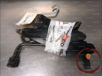 Cric + manivelle - RENAULT - 8200676845