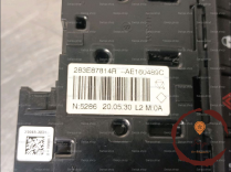 Bouton de warning - RENAULT