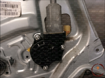 Mecanisme+moteur leve-glace AVG - KIA - 824011F010