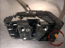 Serrure porte ARD - NISSAN