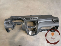 Planche de bord - NISSAN