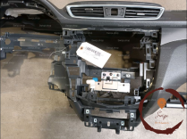 Planche de bord - NISSAN