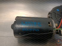 Moteur essuie-glace AV - RENAULT - 7701349770