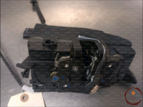Serrure porte AVD - PEUGEOT - 527137204052