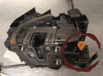 Serrure porte AVG - RENAULT