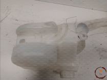Reservoir lave-glace AV - PEUGEOT - 6431F3