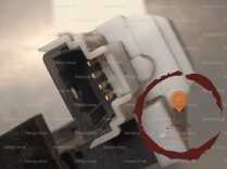 Serrure hayon - RENAULT - 8200947699