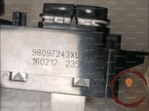 Commande autoradio - PEUGEOT