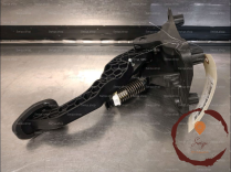 Pedale embrayage - NISSAN