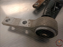 Triangle inf AVD - NISSAN - 311308021557