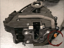 Serrure porte AVD - RENAULT