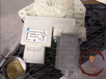Mecanisme+moteur leve-glace ARD - RENAULT
