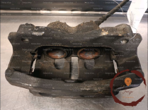 Etrier de frein AVD - RENAULT - 410015708R