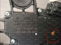 Moteur essuie-glace AR - FORD - 1327587