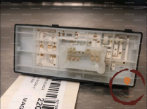 Commande leve-glace porte AVD - NISSAN