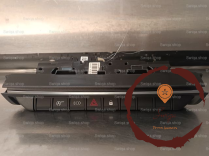 Bouton de warning - RENAULT