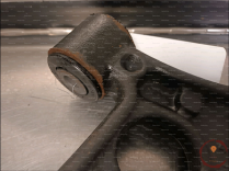 Triangle inf AVG - RENAULT - 8200688871